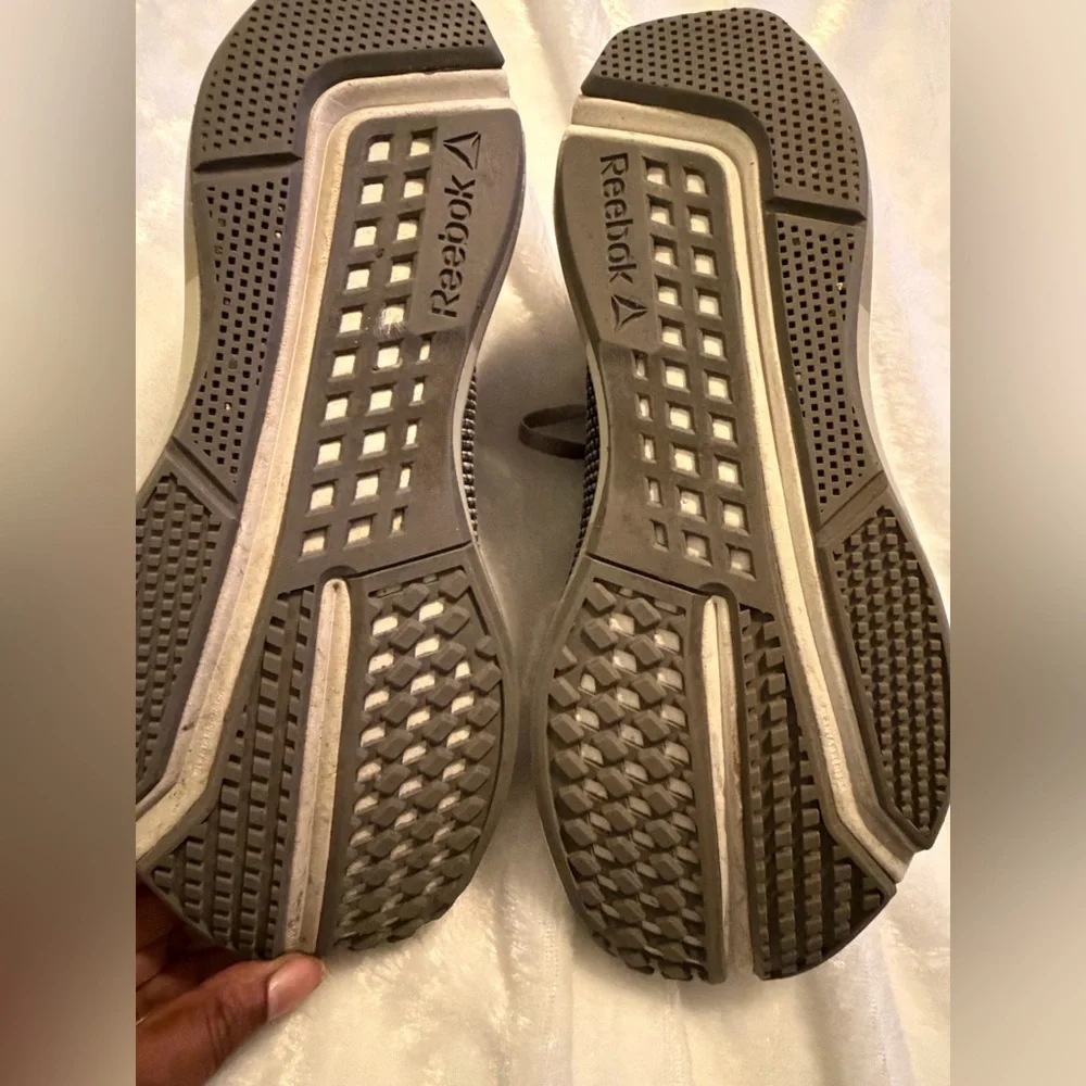 Reebok Charcoal and White Training Shoes - Picture 12 of 12